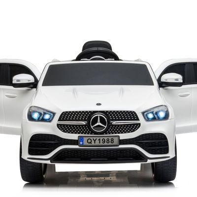 El coche eléctrico para niños con control remoto 2.4G y batería larga