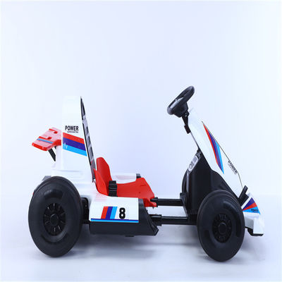 14 años de edad de automóvil de diseño de moda paseo en un coche de karting con dos motores a un precio asequible