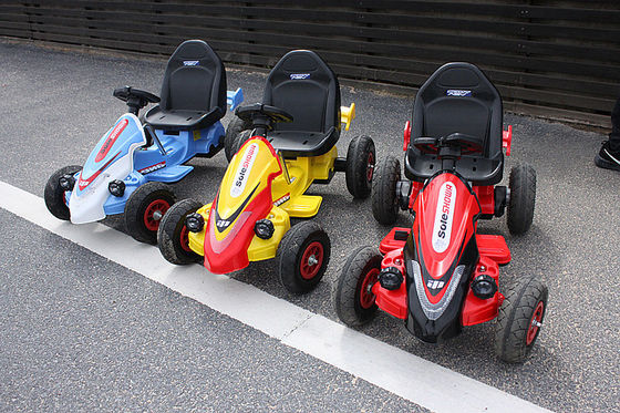 2022 Ride on Car Kart para niños con función de control remoto 106*70*65 Tamaño 4 ruedas