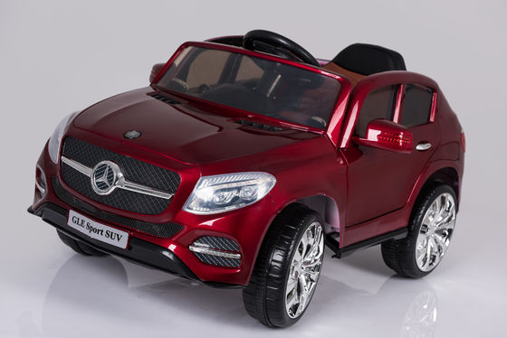 12V de cuatro ruedas en el coche autorizado eléctrico para niños pintura negra rojo batería alimentada