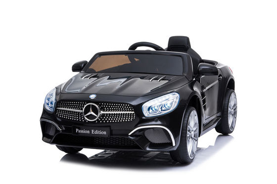 Ventas personalizadas 12V con batería de control remoto para niños Coches de juguete con materiales