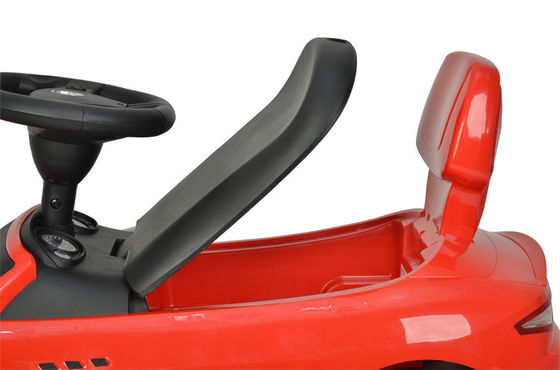 Niños seguros y seguros Mini 4 ruedas coche de juguete para la gama de edad de 2 a 4 años fabricado