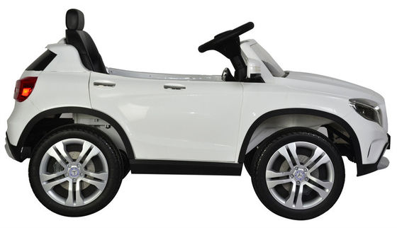 Los proveedores ofrecen un coche eléctrico rojo y blanco para niños Unisex 122*63.8*63cm