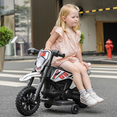 Venta directa de plástico para niños en automóviles con luces y música Motor 20W*1