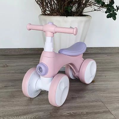 Dispositivos de burbujas de música caliente y ruedas de plástico Coche para niños Max carga 30kg auto scooter