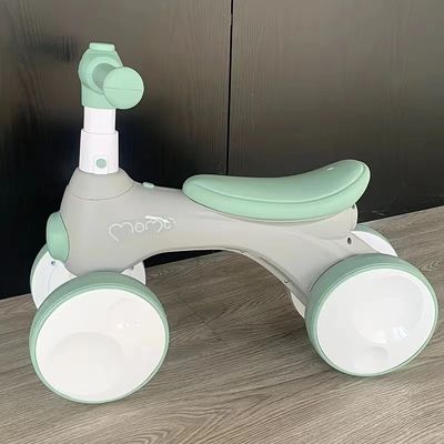 Dispositivos de burbujas de música caliente y ruedas de plástico Coche para niños Max carga 30kg auto scooter