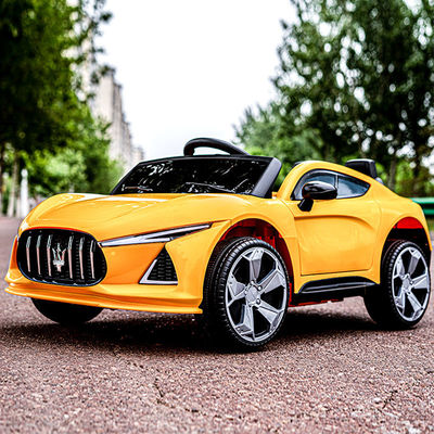 14 kg de peso bruto viajar en juguete multifuncional coche eléctrico para niños con música LED
