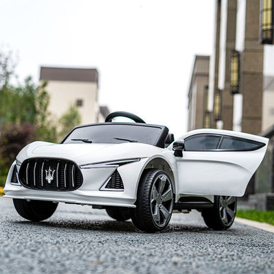 14 kg de peso bruto viajar en juguete multifuncional coche eléctrico para niños con música LED