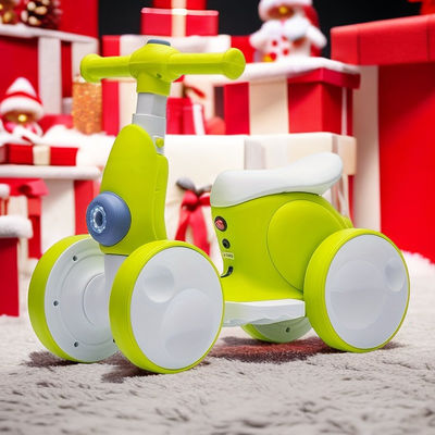 Scooter para niños de 0 a 24 años con función de control remoto y rueda de plástico