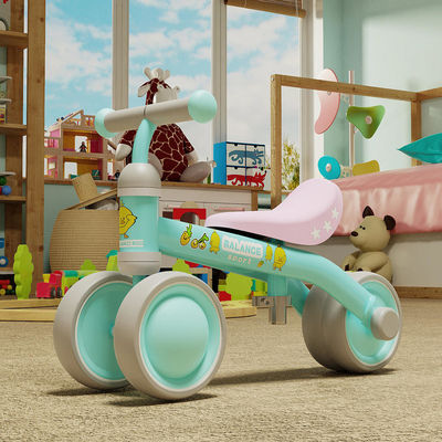 2023 Plastico 2 en 1 Balance Bike Ride en el coche con 4 ruedas para Scooter de niños pequeños