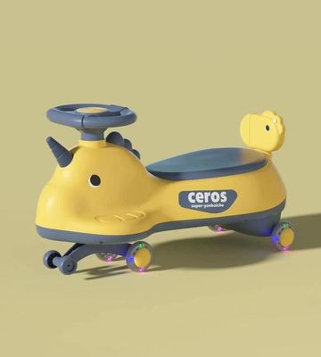 Anti-Rollover Flash Wheel Swing Ride On Scooter Car para niños Cartón Tamaño 69 * 25 * 32cm