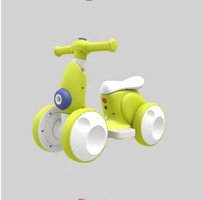 Scooter eléctrico de 6v Conducir en coche con luz de música Perfecto compañero al aire libre de los niños