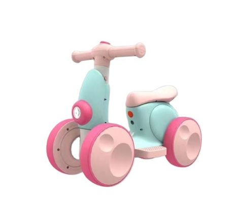 Modelo de Música Dispositivo de burbujas ligeras Scooter Bebé Balance eléctrico Car Bike para 2-4 años de edad