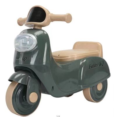Scooter Baby Car con música y luces HD G.W 2.6kg Tamaño de cartón 55*26*32CM