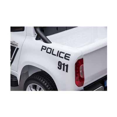 Tamaño de la maleta 142*77*40.5 2.4G Control remoto Dos asientos 12V Policía con licencia Viajar en coche para niños