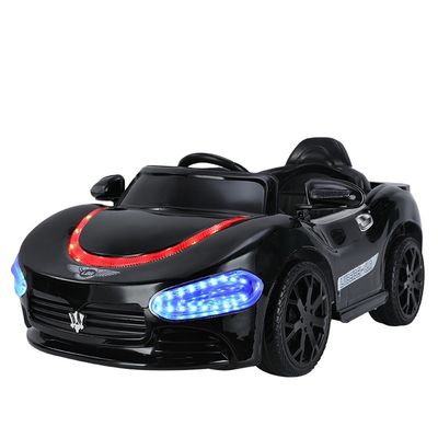 Conducción eléctrica con batería de 12 V en coche con dos plazas y música para niños en blanco
