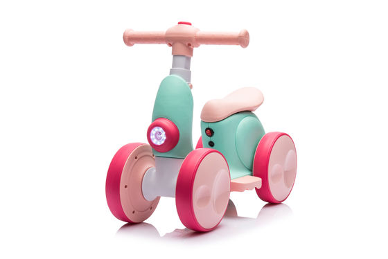 Función de control remoto 2024 Balance para niños Cartón de coche Tamaño 38*30*20CM Rango de edad 0 a 24 meses