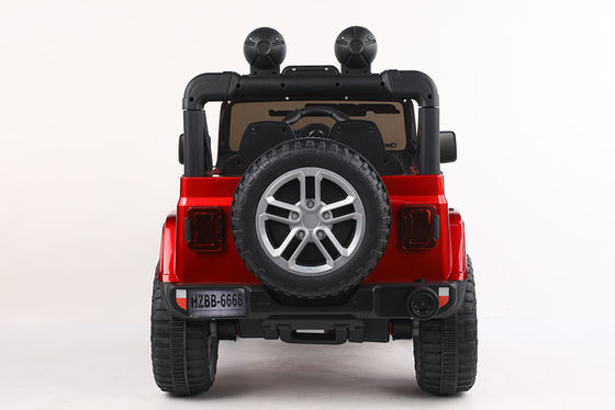 Los fabricantes ofrecen a los niños un coche de doble tracción para niños