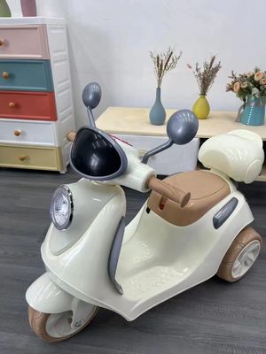 PP plástico 6v paseo eléctrico en motocicleta para niños caja de almacenamiento y luces 2023