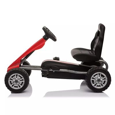 Deja que tus hijos se diviertan con nuestros pedal karts para niños asequibles