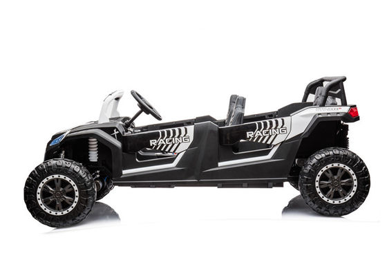 Popular 24v UTV de plástico de cuatro asientos de los niños de paseo en el coche eléctrico para niños edad adecuada